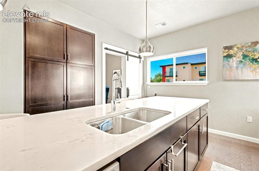 Experience the perfect blend of luxury, convenience and natural - photo 8
