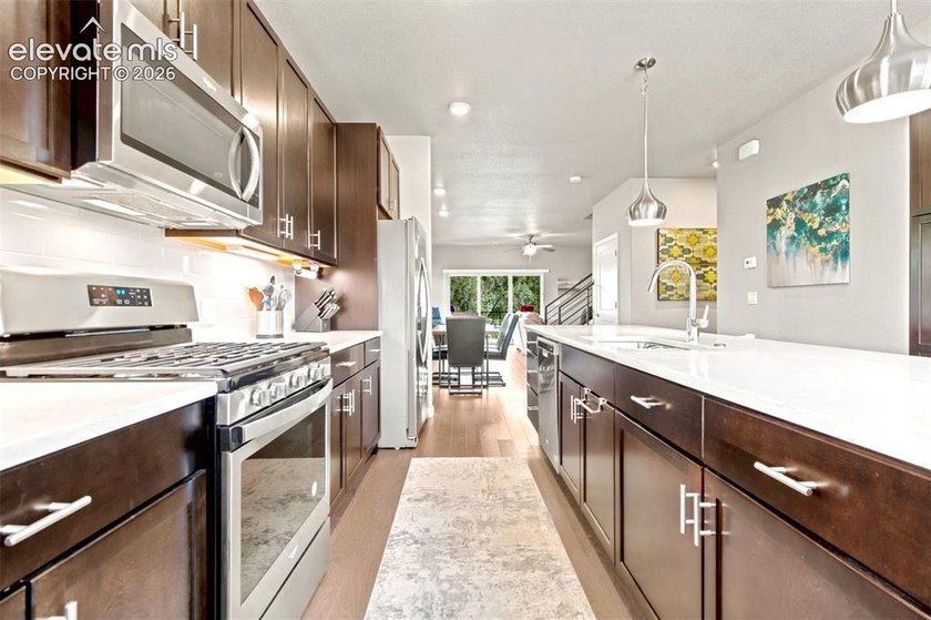 Experience the perfect blend of luxury, convenience and natural - photo 10