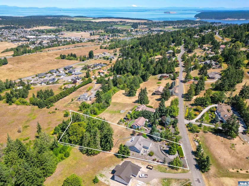Exceptional Bell Hill home in the highly sought-after Highland - photo 45
