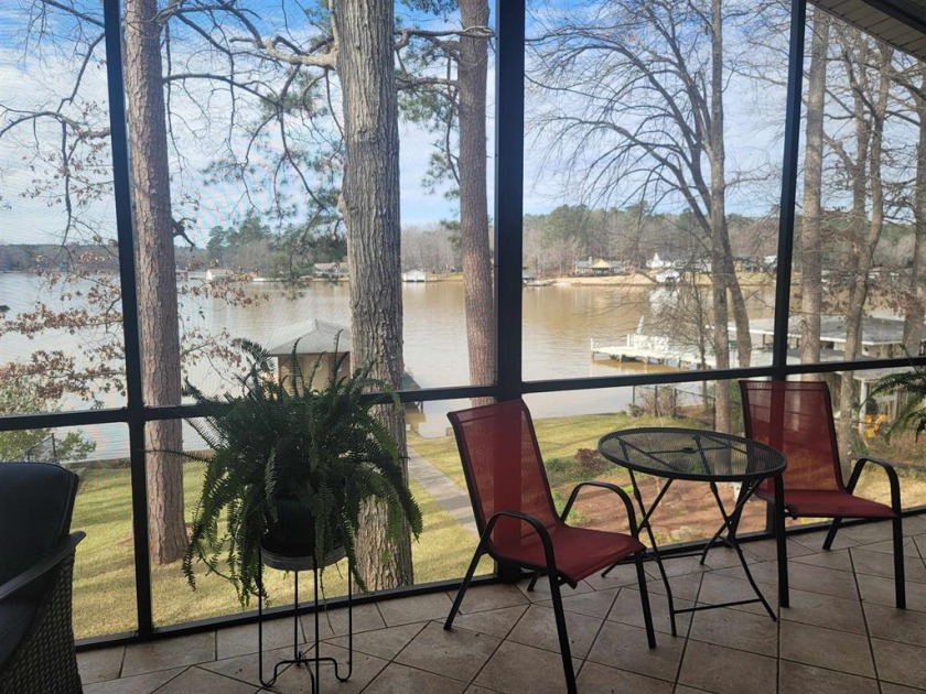 Beautiful Lakefront Home - Under Contract SOLD - photo 24