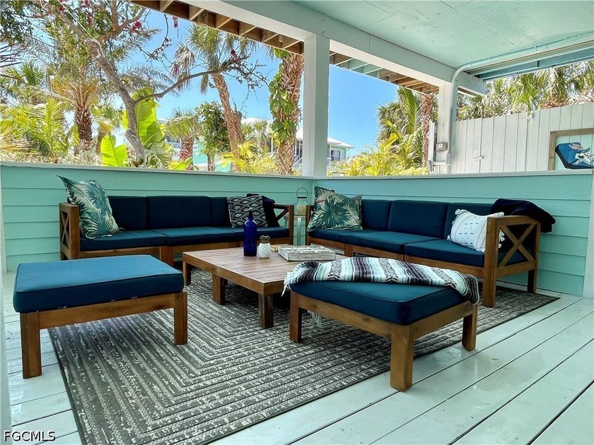 High-performing, income-producing vacation rental on one of - photo 22