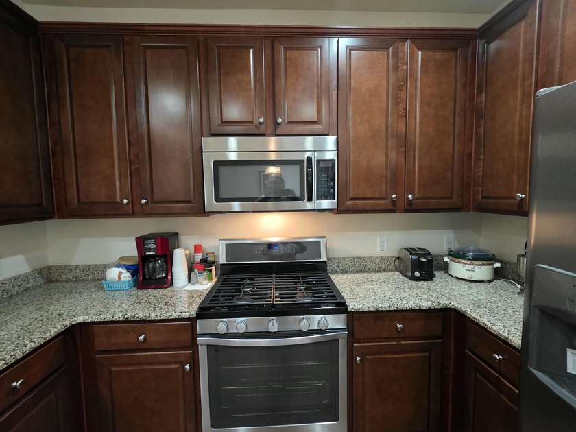 Priced to move and ready for new buyers!! This well maintained - photo 9