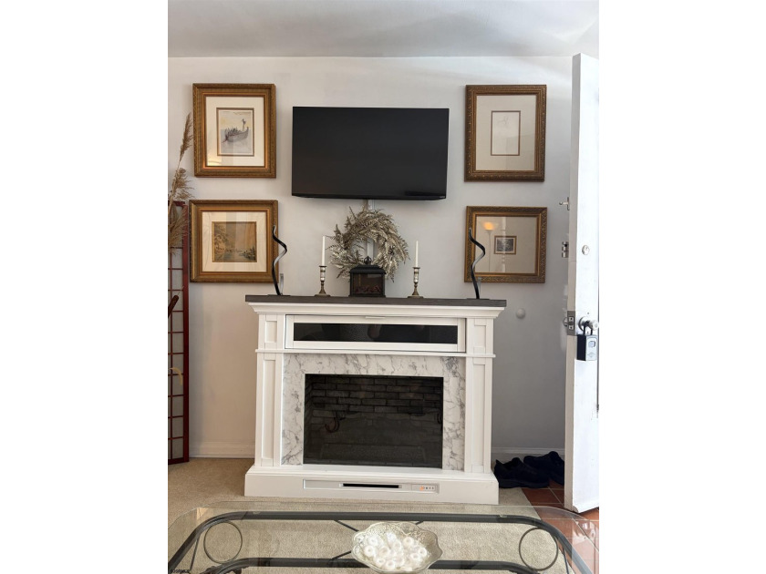 Welcome to Unit 106 at 132 S. Providence Avenue, a charming and - photo 6