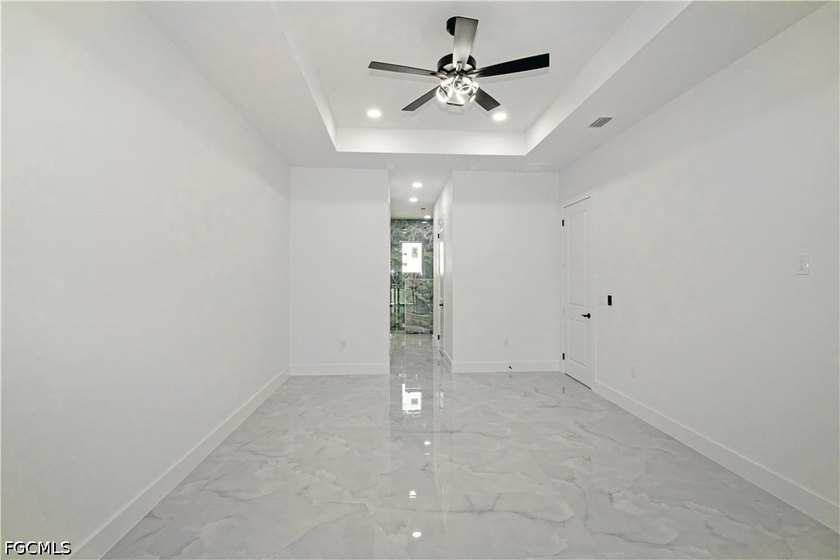 Welcome to this stunning new-build (2026) home on a spacious lot - photo 21