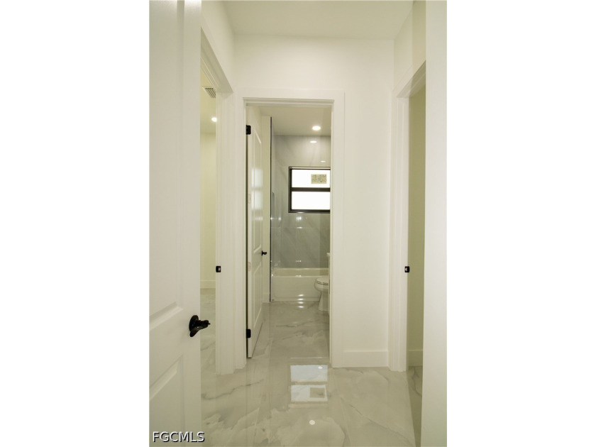 Welcome to this stunning new-build (2026) home on a spacious lot - photo 35