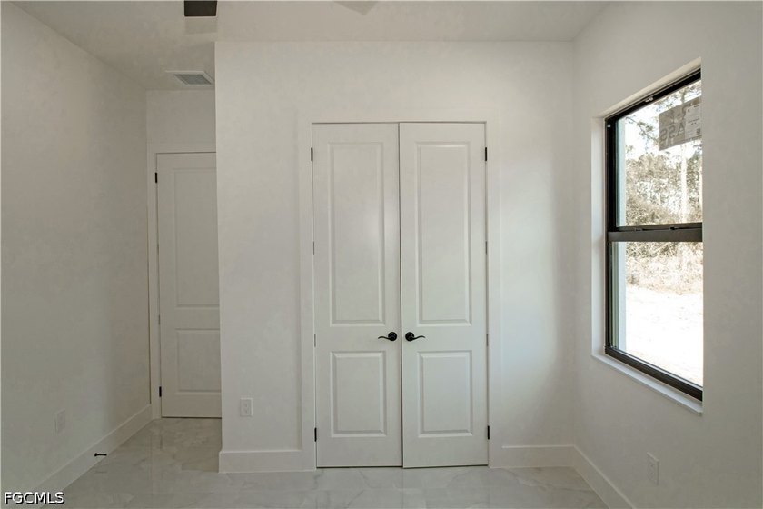 Welcome to this stunning new-build (2026) home on a spacious lot - photo 36