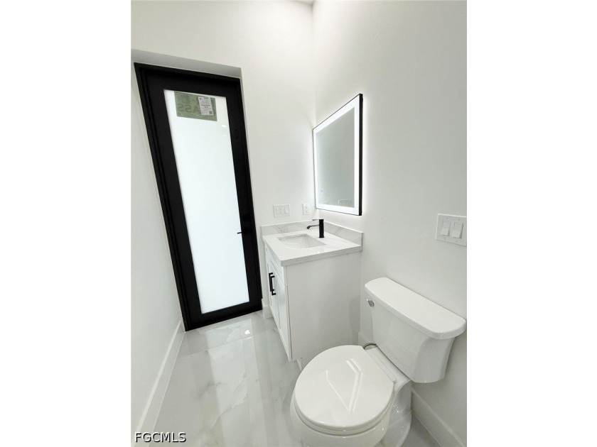 Welcome to this stunning new-build (2026) home on a spacious lot - photo 42