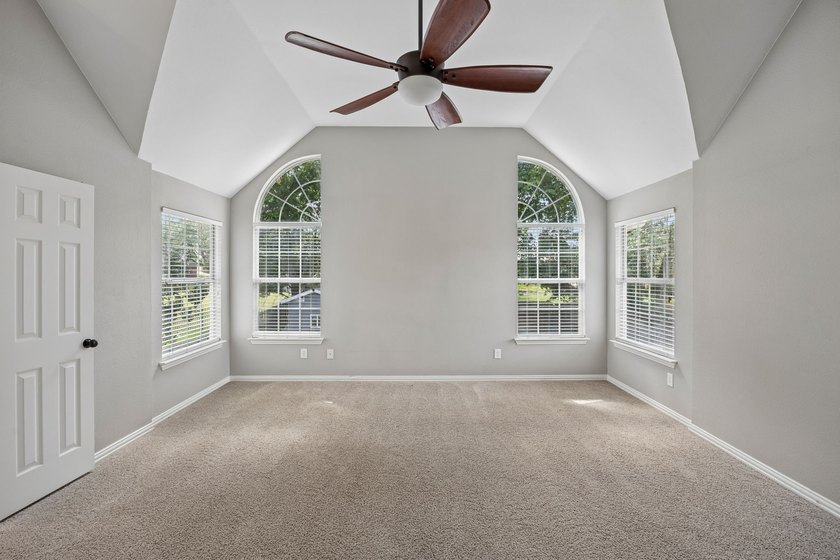 Open House, 12pm - 2pm Saturday, July 18th. Beautifully updated - photo 17
