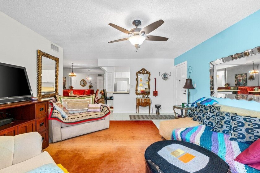 Corner unit with peaceful garden views in the all-age community - photo 10