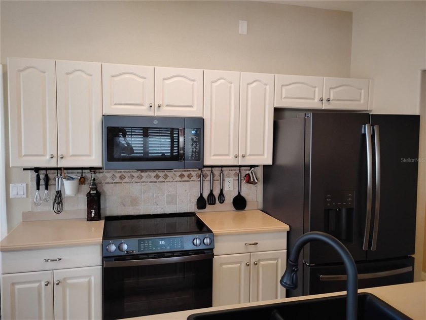 WOW!! Check out this beautiful first floor end unit Condo with - photo 34