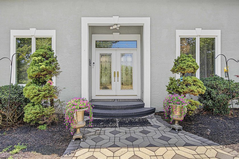 *Stunning Country Estate at 214 Liebig Street A breathtaking - photo 2