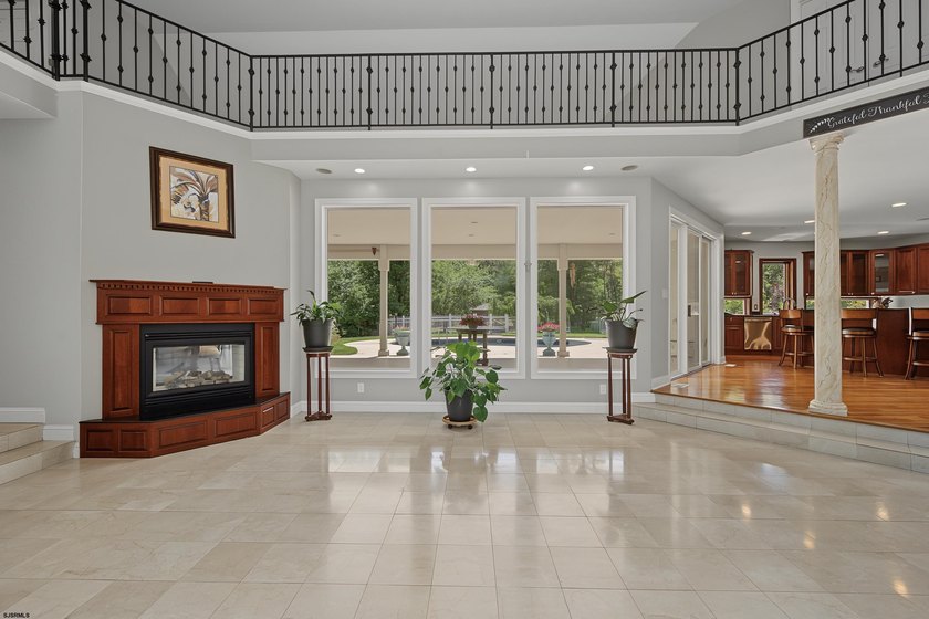*Stunning Country Estate at 214 Liebig Street A breathtaking - photo 4