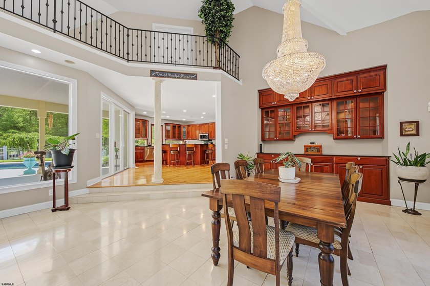 *Stunning Country Estate at 214 Liebig Street A breathtaking - photo 6