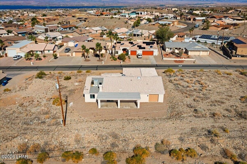 2004 built original-owner 3-bedroom, 2-bath home featuring a - photo 41