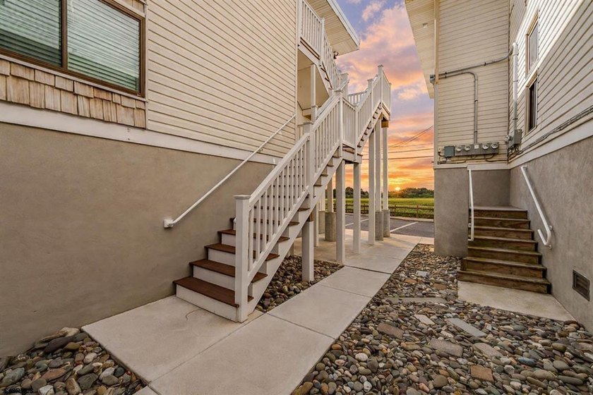Welcome to 4306 West Avenue in one of Ocean City, NJ, best-kept - photo 8