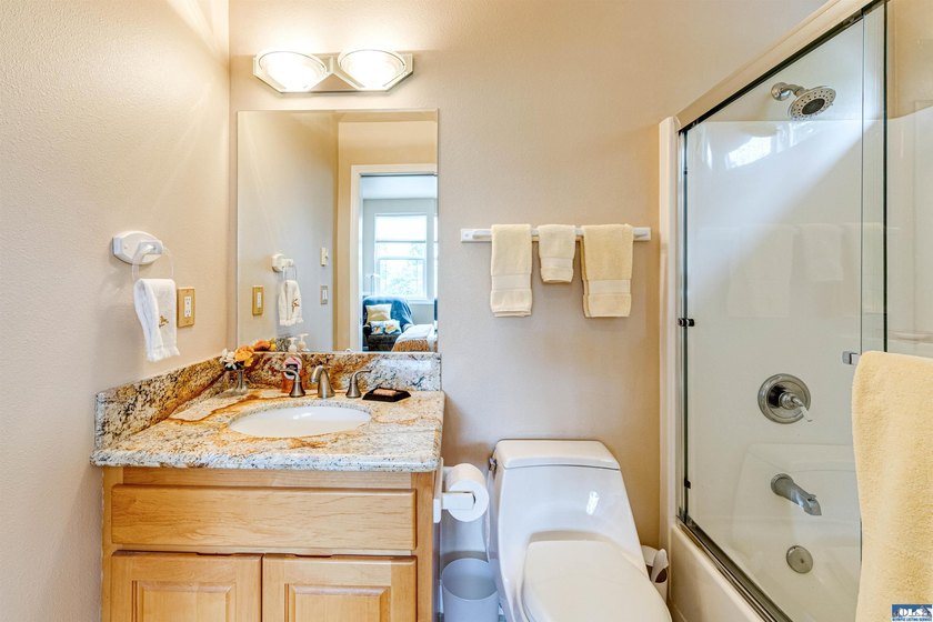 Impeccable One Owner Custom Home in Sunland! The grand entrance - photo 23