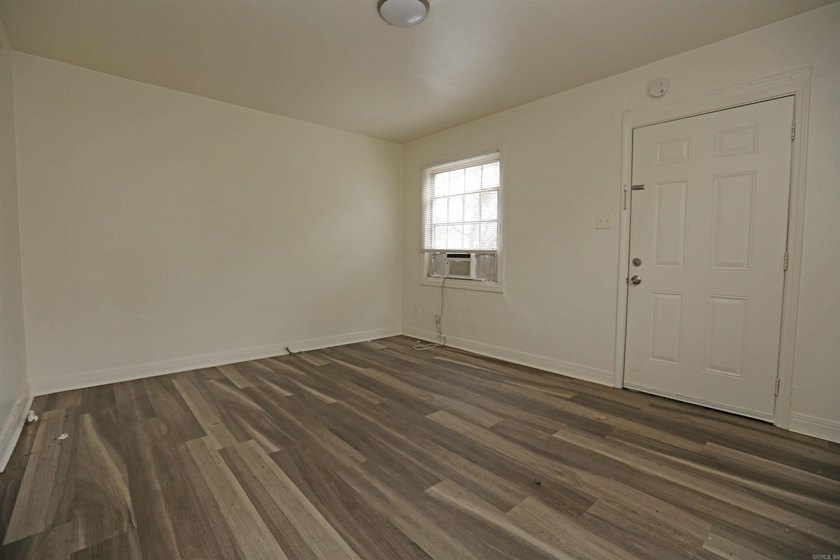 Two duplexes on one parcel offering a fantastic investment - photo 9