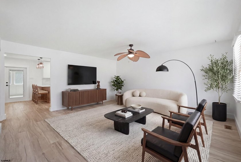 ***NEW GALLOWAY LISTING ALERT***4BED - photo 3