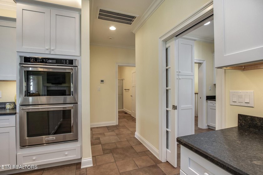 Luxury lakefront living in the heart of West Knoxville on Fort - photo 26