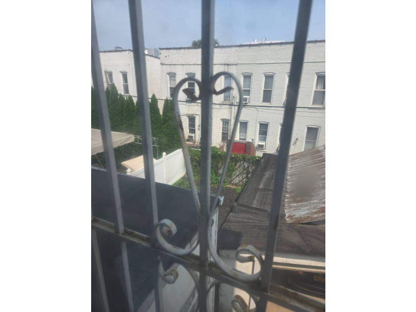 First time on market. One of a kind Boro Park home. 1 family - photo 27