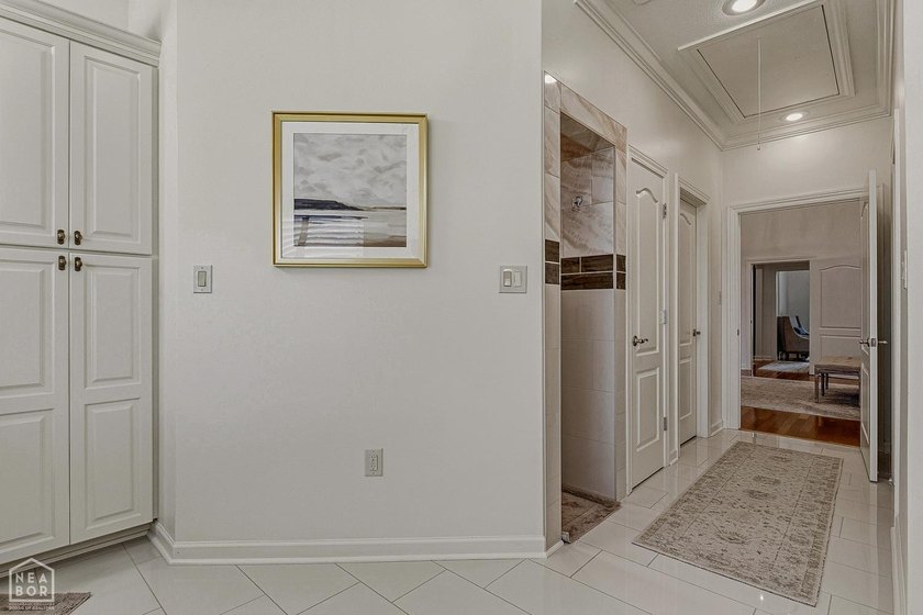 This is one of those homes where you walk-in and immediately - photo 30