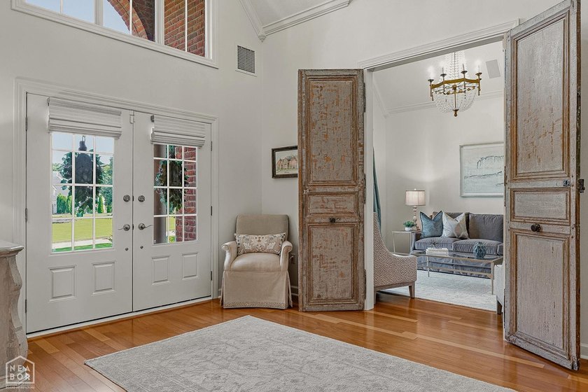 This is one of those homes where you walk-in and immediately - photo 31