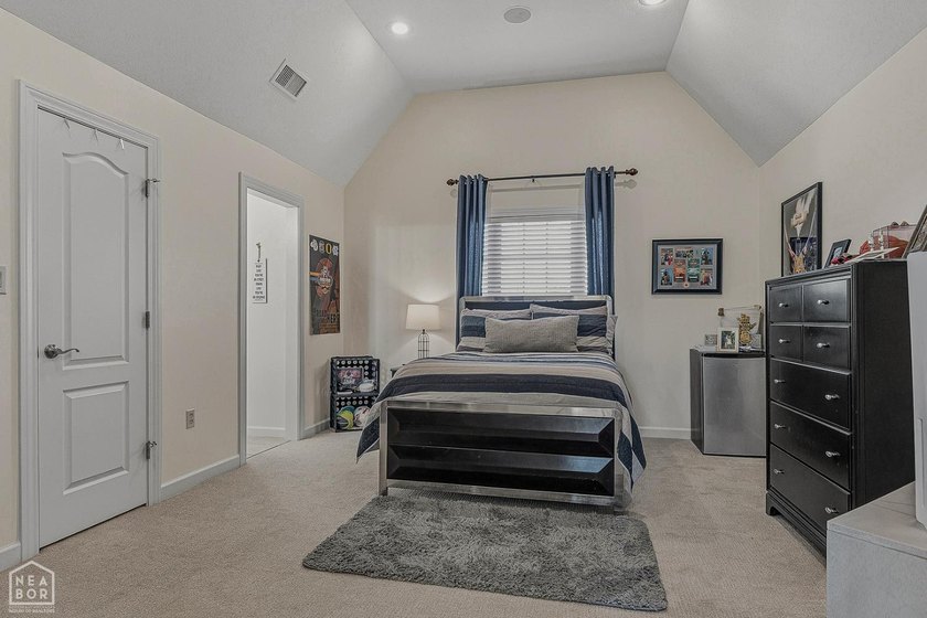 This is one of those homes where you walk-in and immediately - photo 48