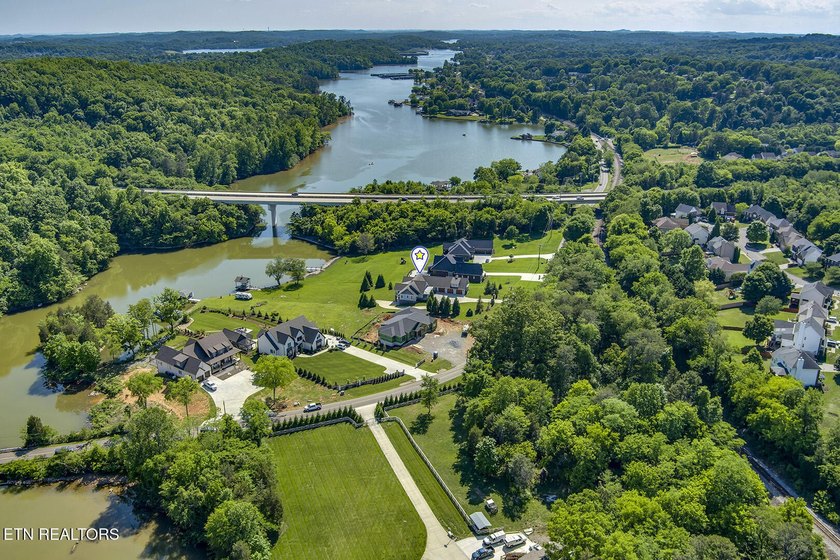 Luxury lakefront living in the heart of West Knoxville on Fort - photo 60