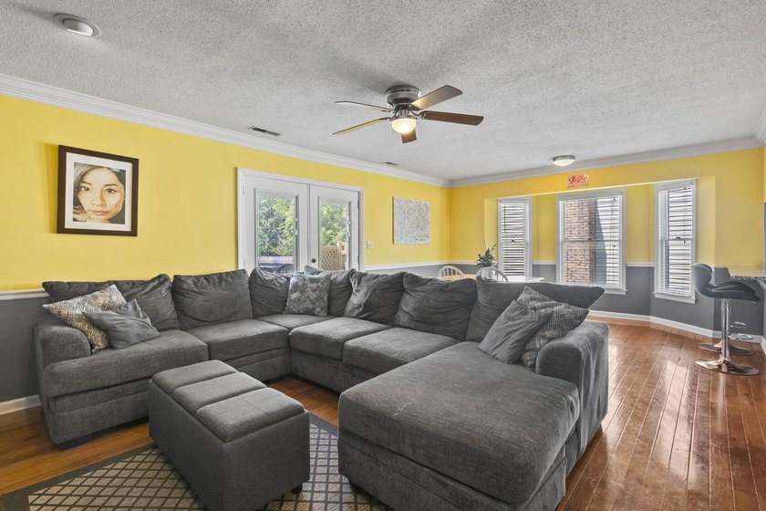 Three-bedroom, two-and-a-half-bathroom two-story home with no - photo 7