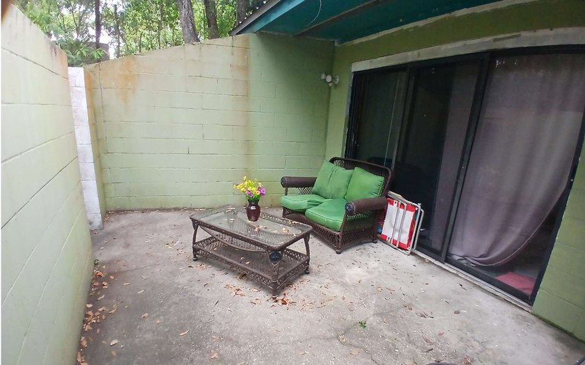 This Silver Lake package includes a durable 2BD/1BA block home - photo 11