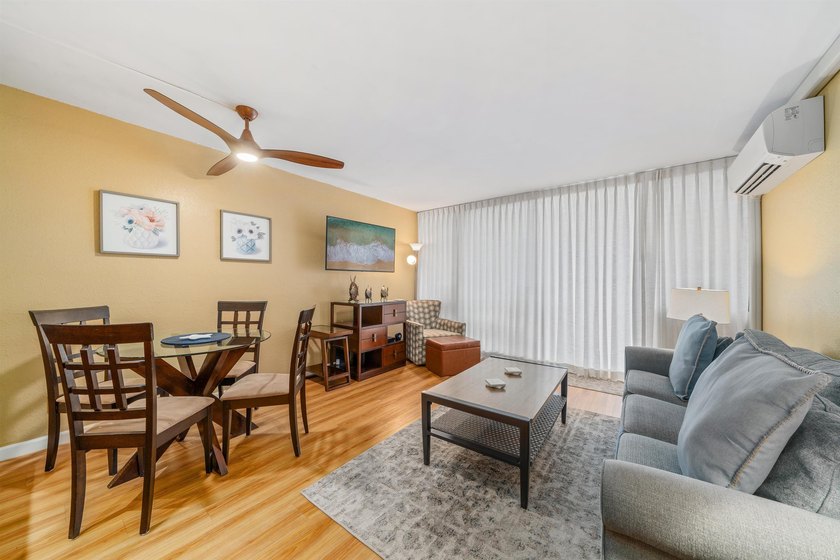 Bright &amp; beautifully remodeled Maui Vista condo offers you - photo 3