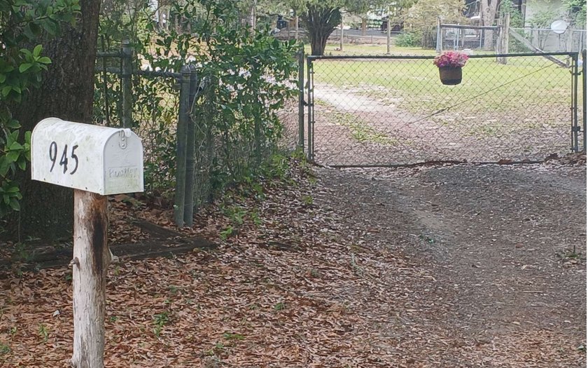 This Silver Lake package includes a durable 2BD/1BA block home - photo 21