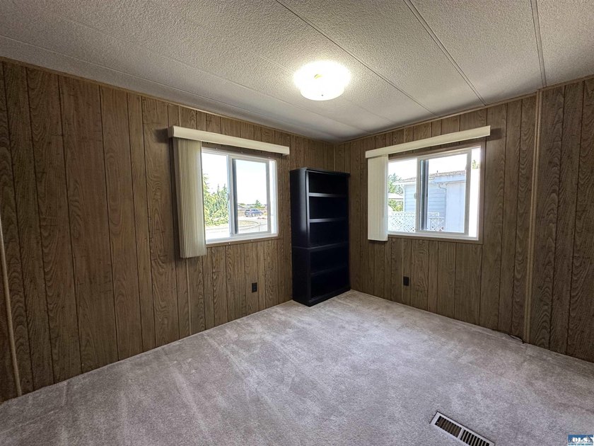 Welcome home to this charming 2-bedroom, 1-bath home in Juniper - photo 21