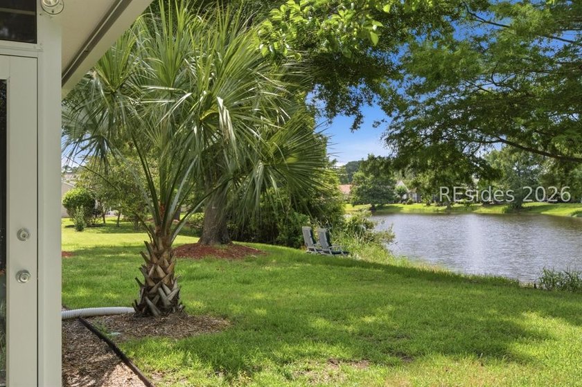 Welcome home to this charming &amp; beautifully updated retreat - photo 29