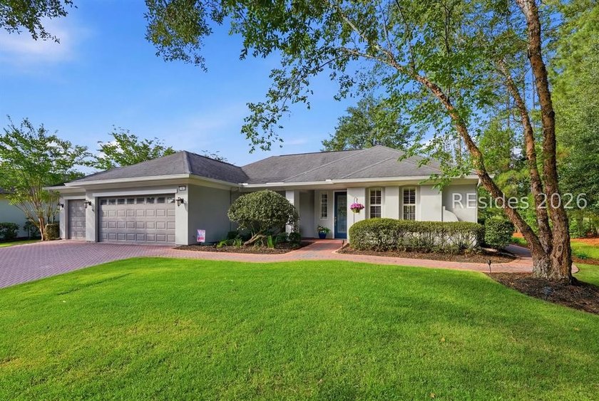 Exceptional Privacy, Stunning Views, and Thoughtful Upgrades! - photo 4