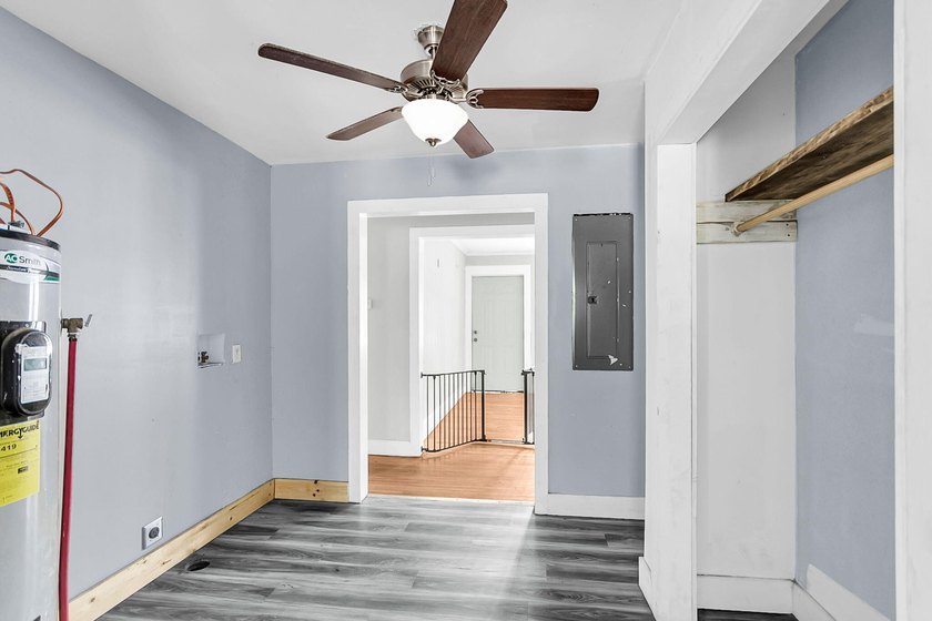 Unlock the potential of this 3-bedroom, 2-bathroom property - photo 10