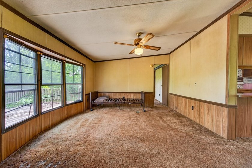 Welcome to 6135 Parrott Mountain Road! Conveniently located in - photo 7