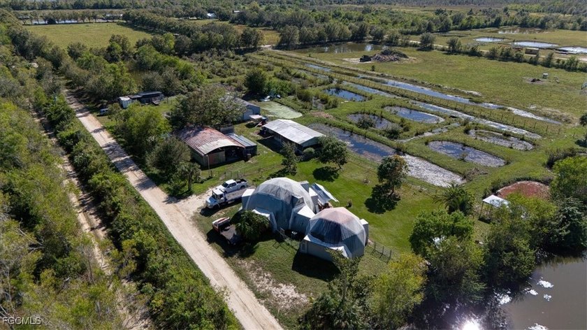 This unique 2-bedroom, 2.5 bathrooms dome-style home sits on a - photo 3