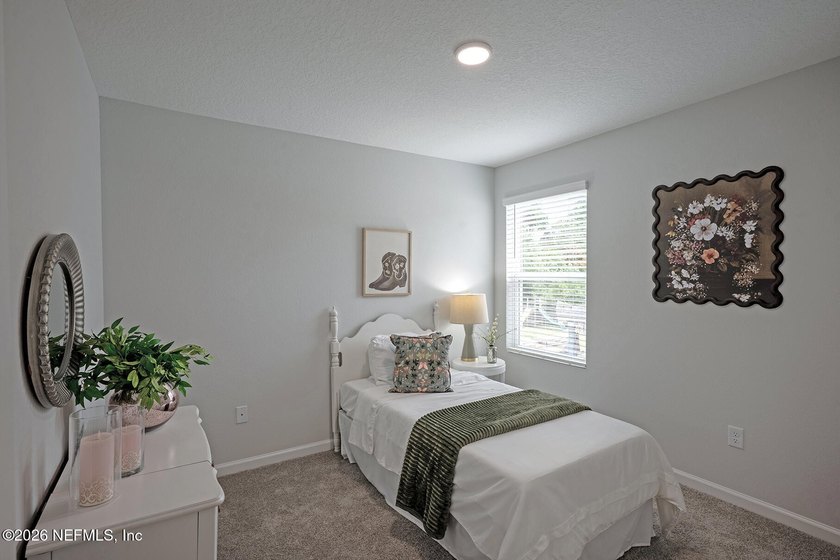 Adorable new 3-bedroom, 2.5 bath home getting close to - photo 22