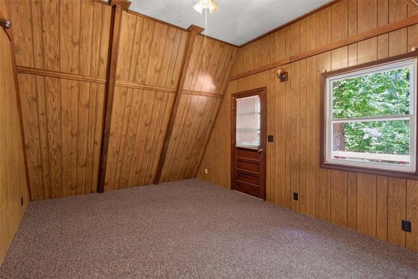 Tucked away on 2.5 beautiful usable acres, 421 Lusk Court offers - photo 28