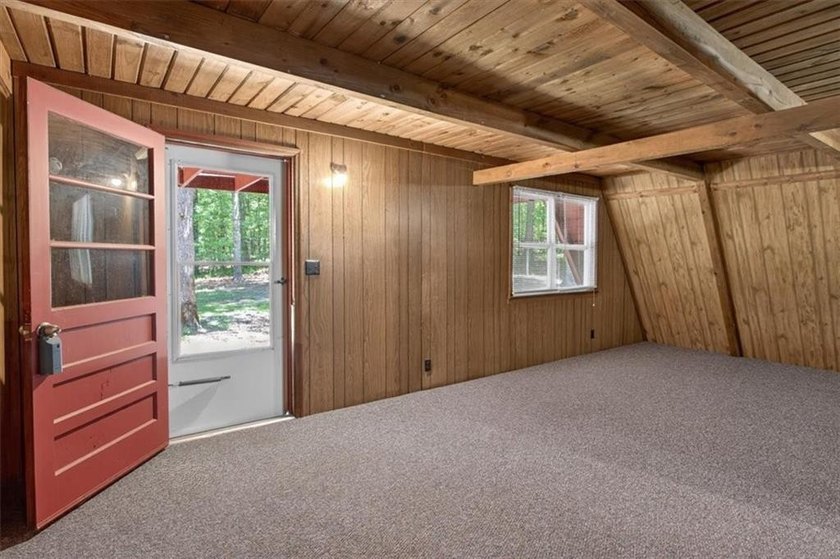 Tucked away on 2.5 beautiful usable acres, 421 Lusk Court offers - photo 34