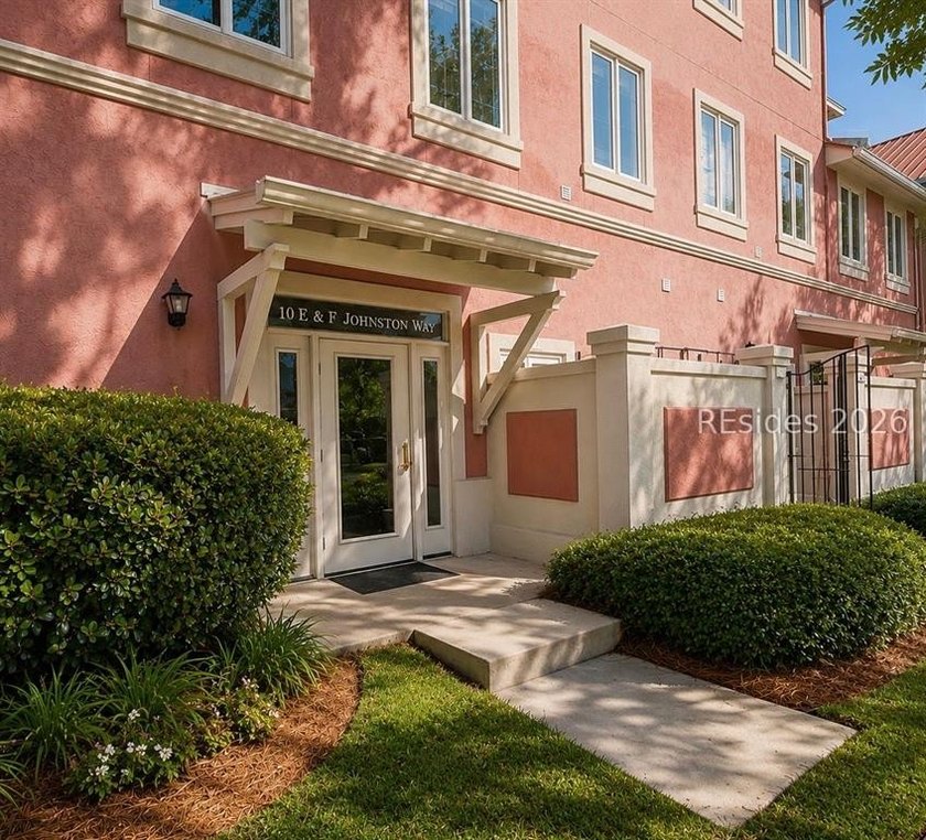 Rare opportunity to own a beautifully high-end renovated corner - photo 7