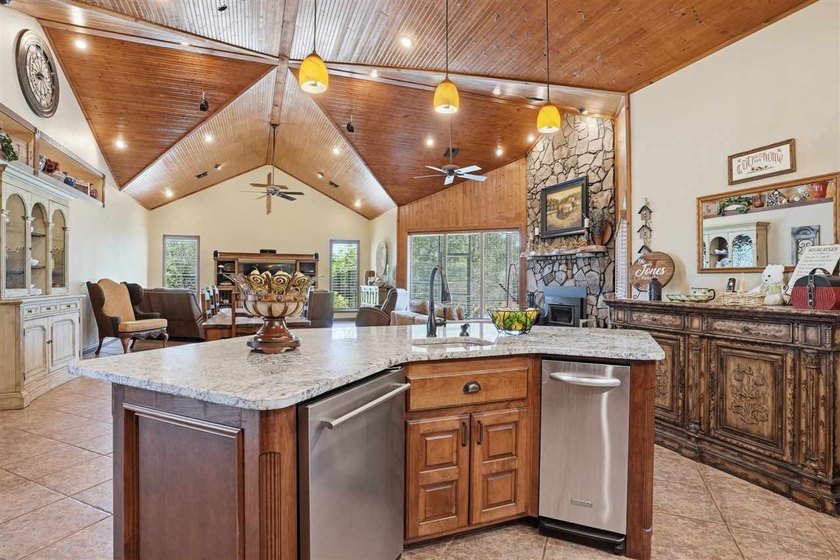 With exceptional views of the Wichita Mountains and just a - photo 16