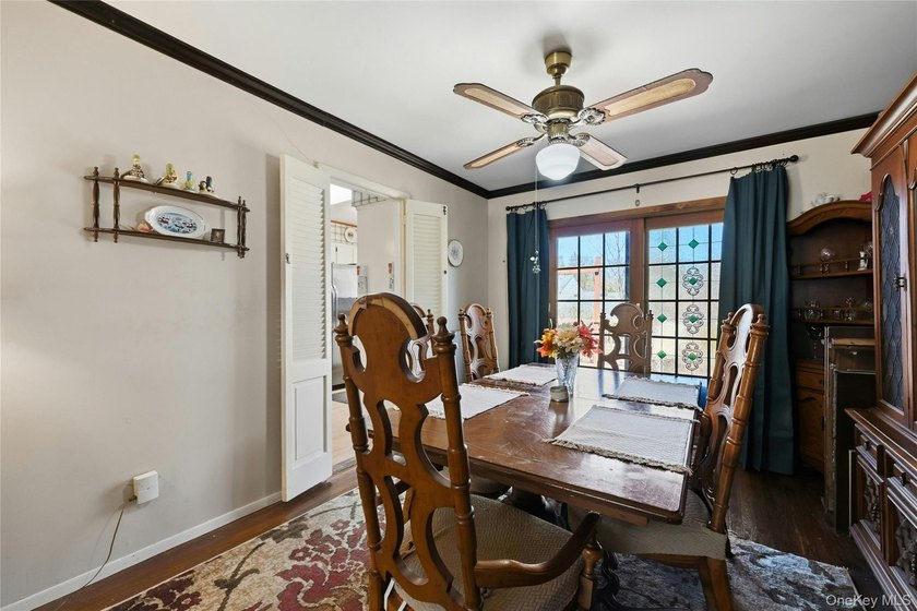 Welcome to 19 Duke Place! This is a beautifully maintained home - photo 11