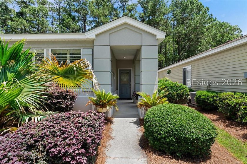 Welcome to this beautifully updated Andover Cottage in Sun City - photo 3