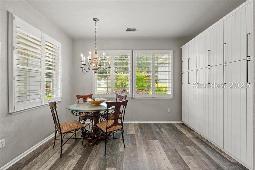 Welcome to this beautifully updated Andover Cottage in Sun City - photo 9