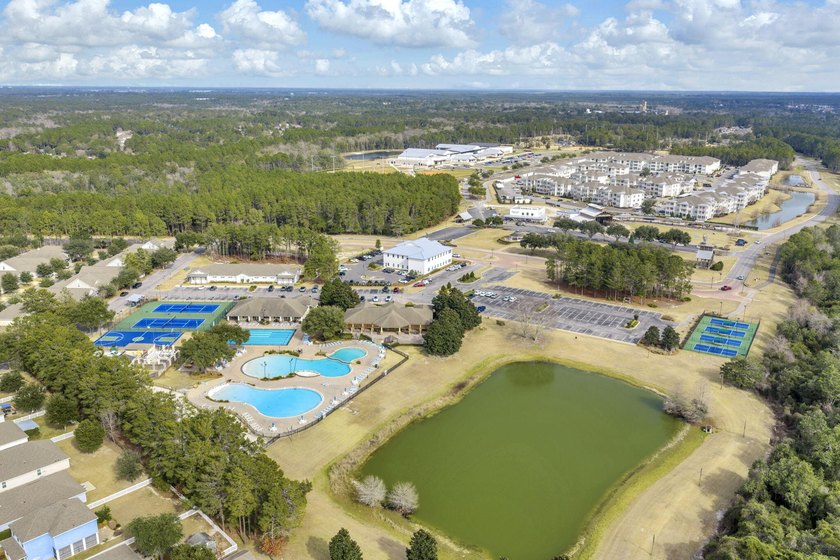 Located in Schooner Landing at Hammock Bay, this 3-bedroom - photo 47