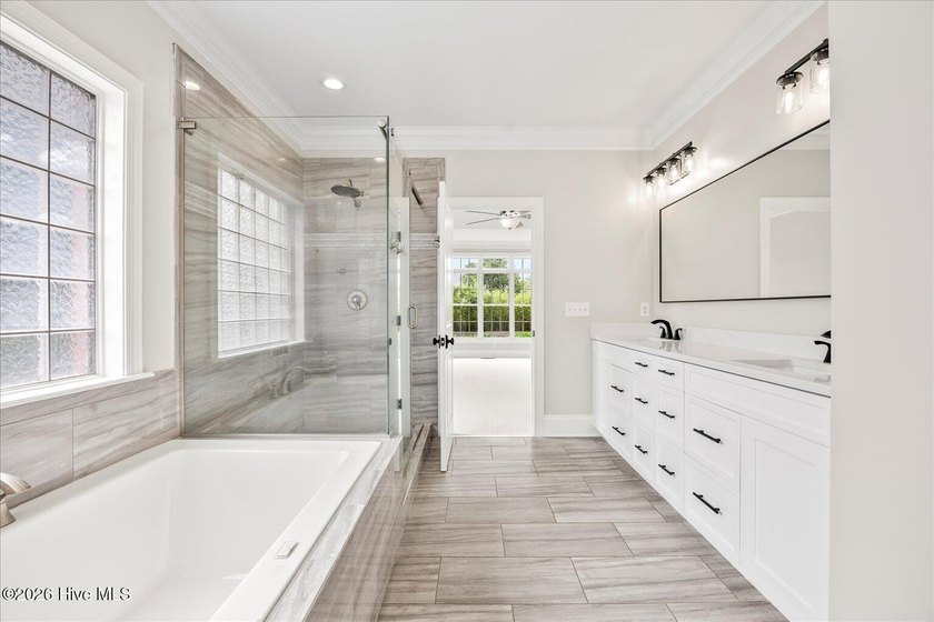 Welcome to 203 Hatteras -- where coastal lifestyle, flexible - photo 20