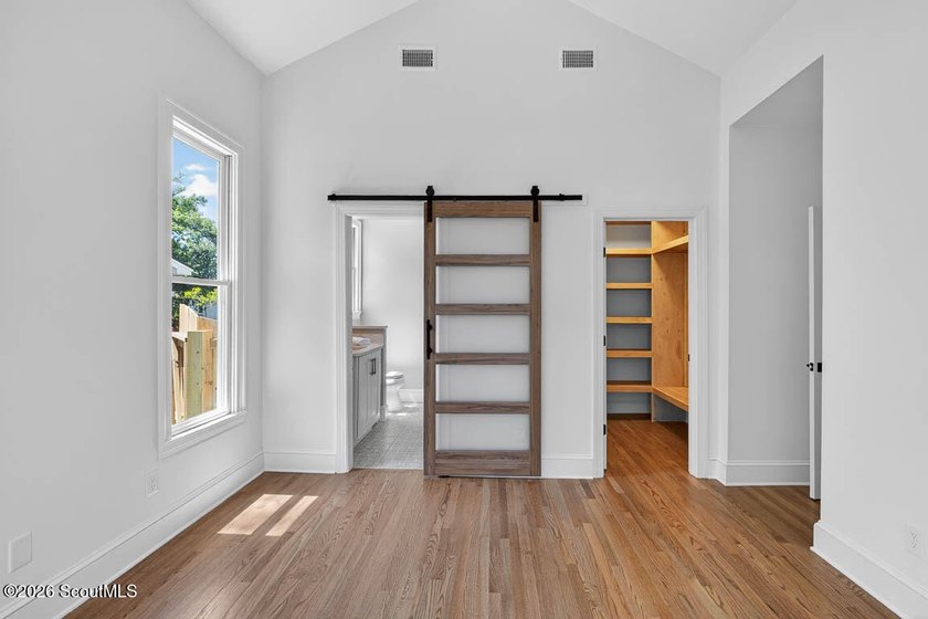 $10,000 Seller to contribute towards furniture or closing cost! - photo 28