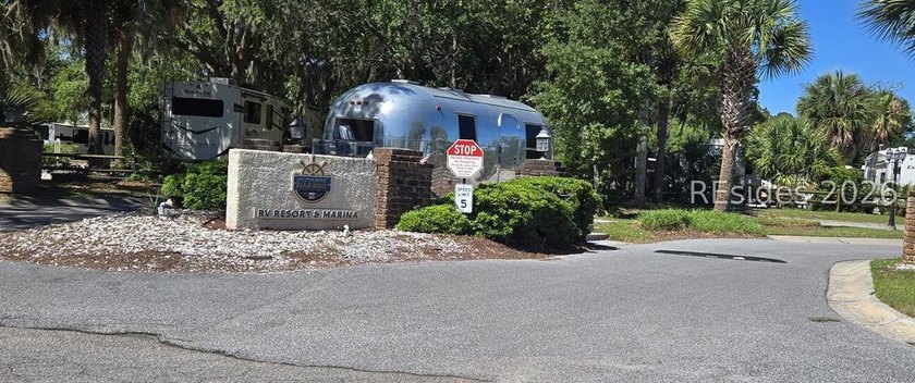 One of the more desired RV lots! Enjoy resort-style amenities - photo 2